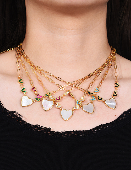 Fashion Green Bronze Zircon Shell Heart Pendant Necklace