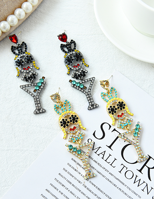 Fashion Gold Alloy Diamond-studded Portrait Drink Cup Earrings