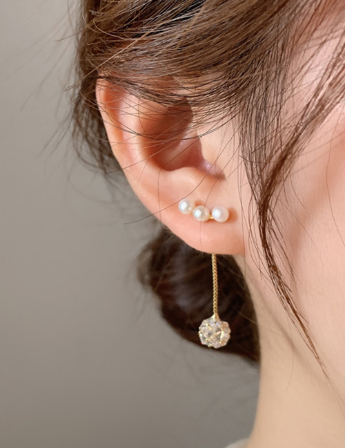 Fashion Gold Bronze Zirconium One-word Pearl Tassel Drop Earrings