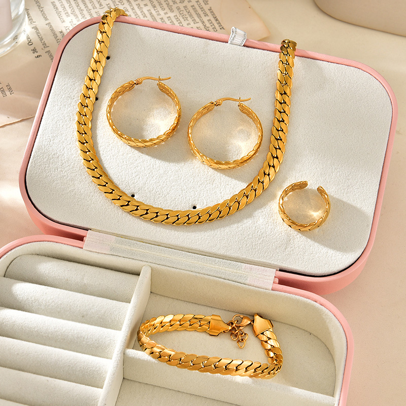 Fashion Gold Titanium Steel Twist Chain Necklace Earring Bracelet Ring Set