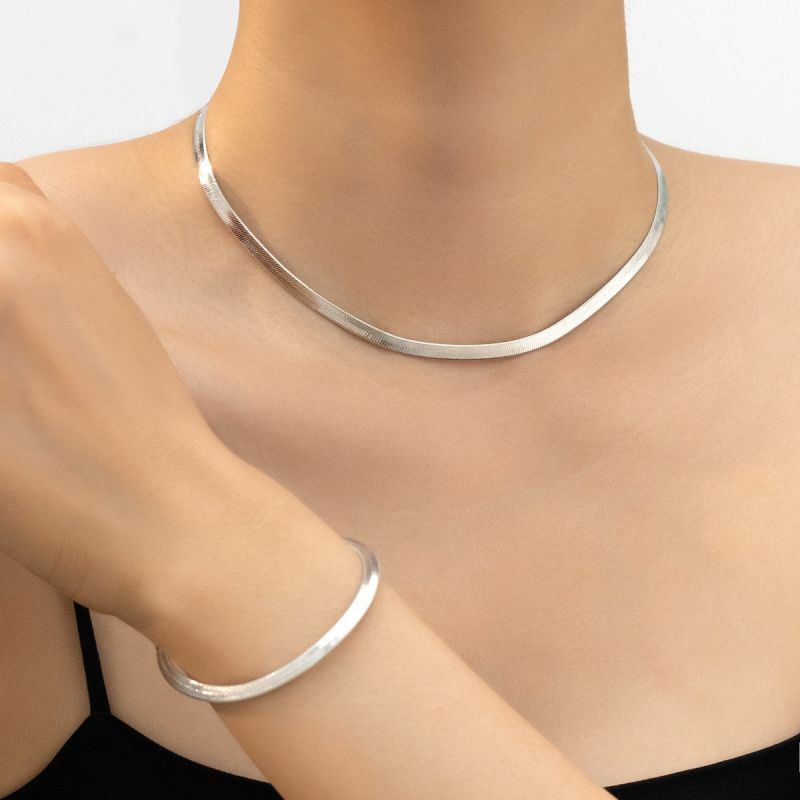 Fashion Silver Necklace Alloy Snake Bone Chain Necklace